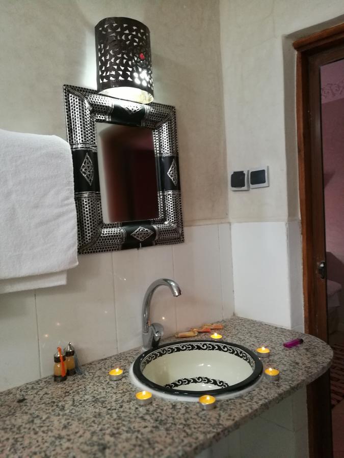 Hotel Restaurant Dar Al Madina Тингир Экстерьер фото