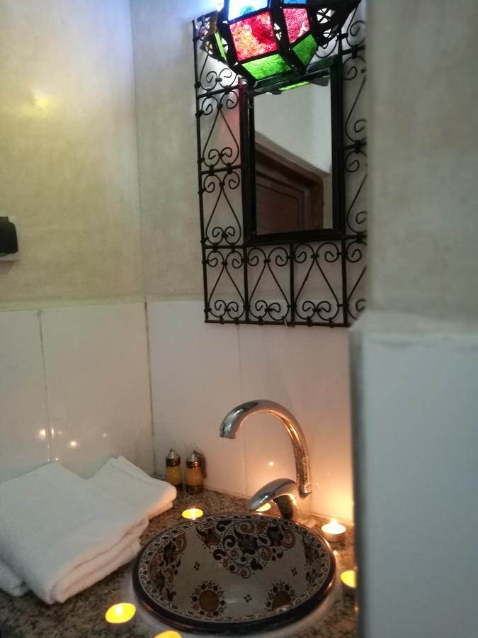 Hotel Restaurant Dar Al Madina Тингир Экстерьер фото